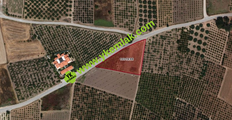 KİRALIK TARLA 4340 m&sup2; NİL&Uuml;FER K&Ouml;Y AHMETBEY YOLUNA 125 m CEPHE